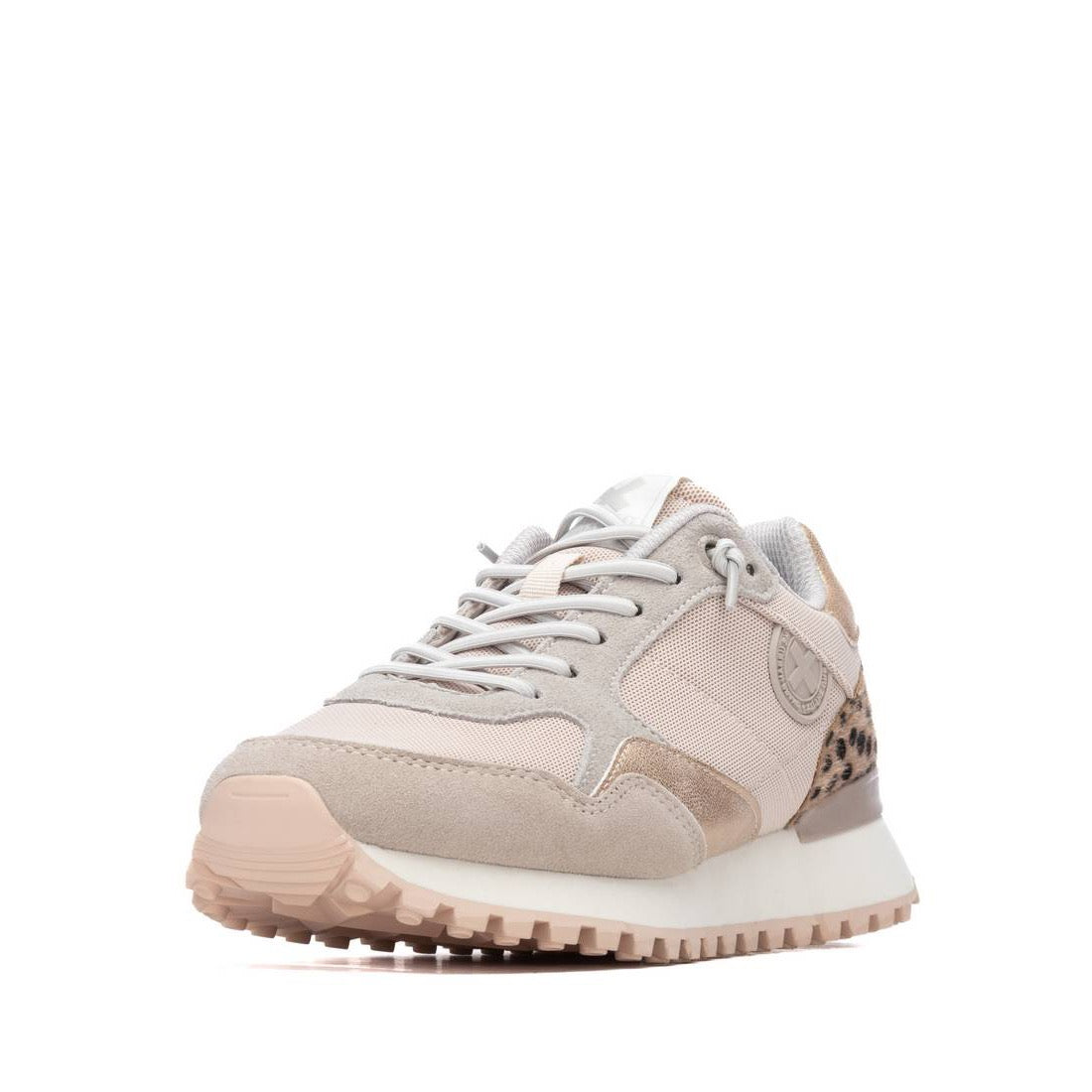 Sneaker in Beige mit goldenen Akzenten und Leo-Fersenbesatz