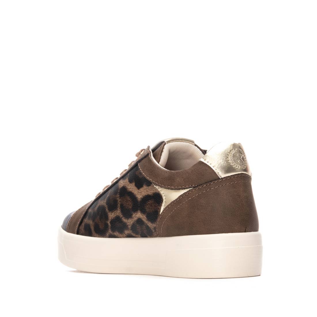 Sneaker mit Leo-Print und goldfarbenen Details in Taupe