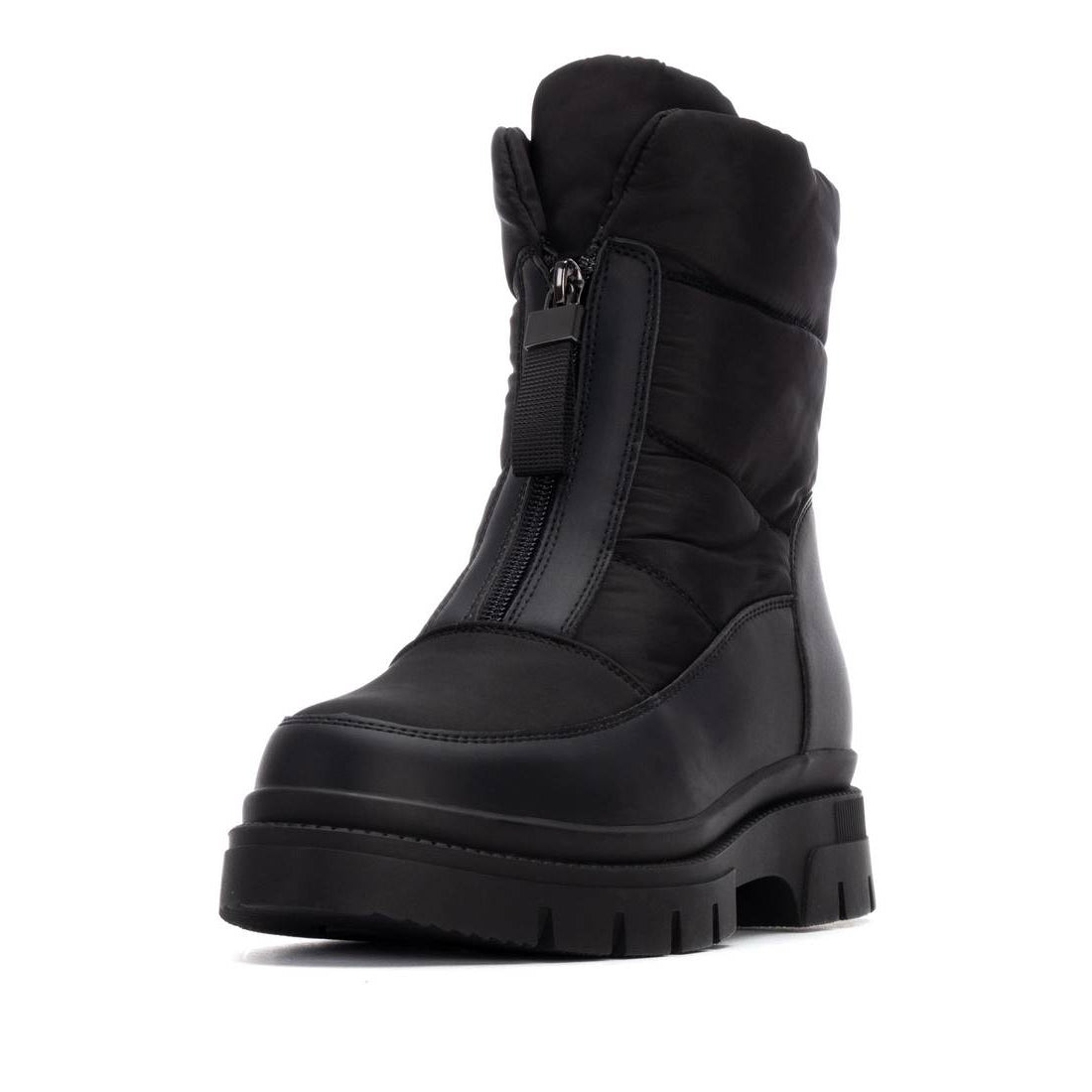 Wasserdichter Winterboot in schwarz mit Reißverschluss und warmem Fell Innenfutter