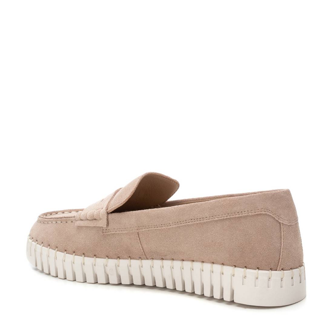 Beiger Loafer aus Wildleder mit flexibler Sohle und moderner Silhouette