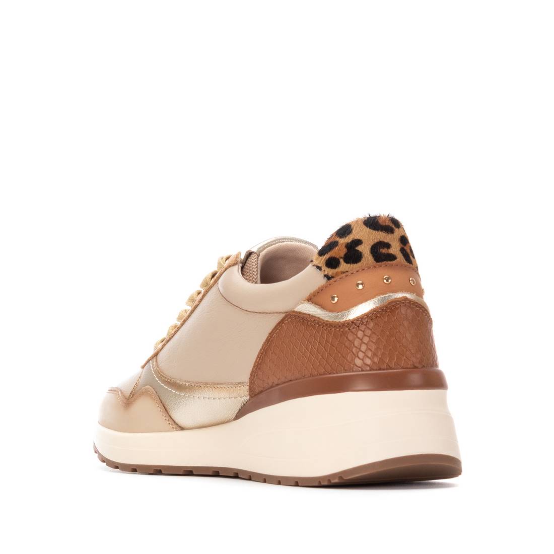 Leder-Sneaker in Beige mit Keilsohle & goldenen Highlights