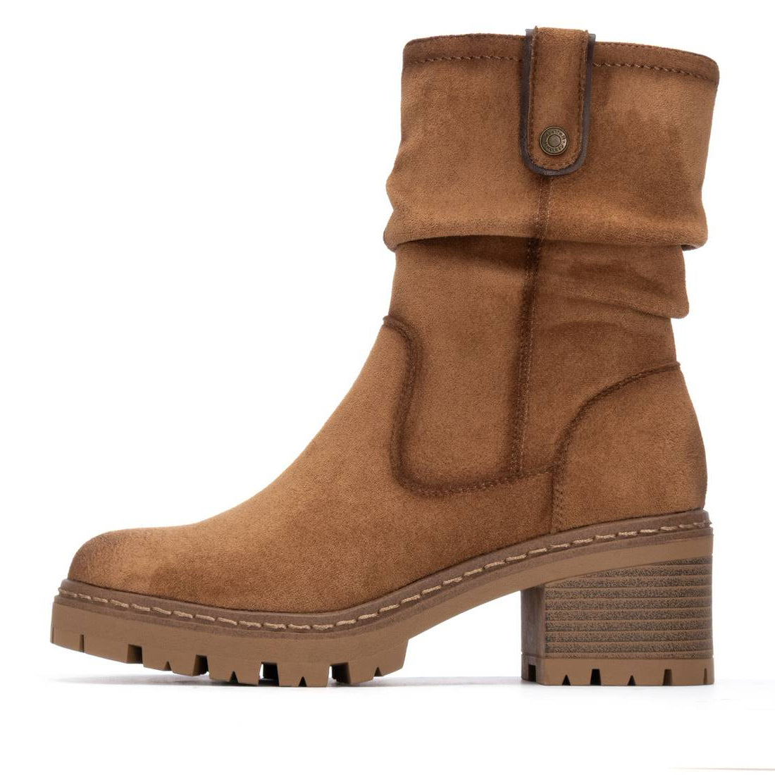 Trendiger Bootie in Camel mit Blockabsatz und weichem Wildleder-Look
