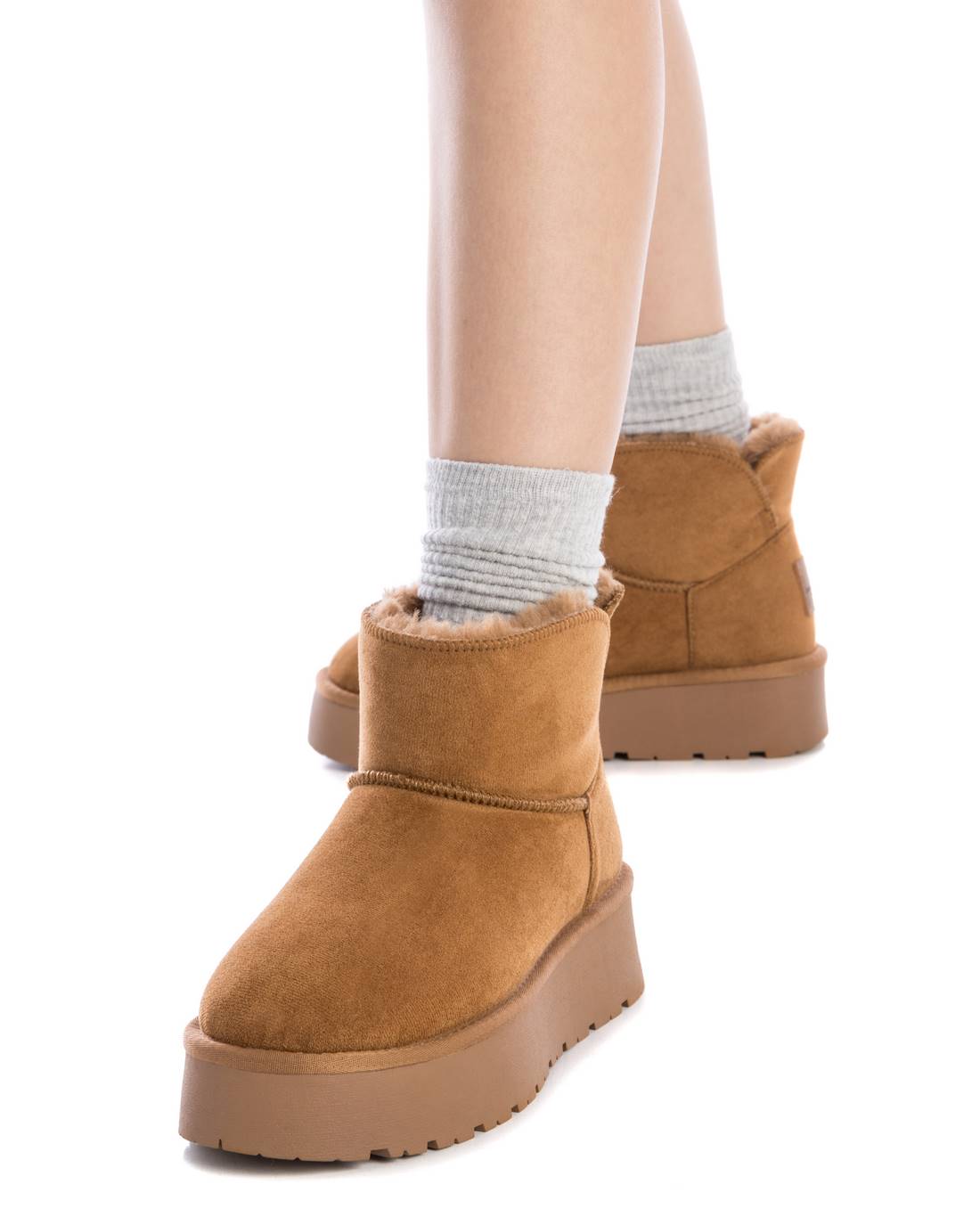 Gefütterter Winterbootie mit Plateausohle in Camel