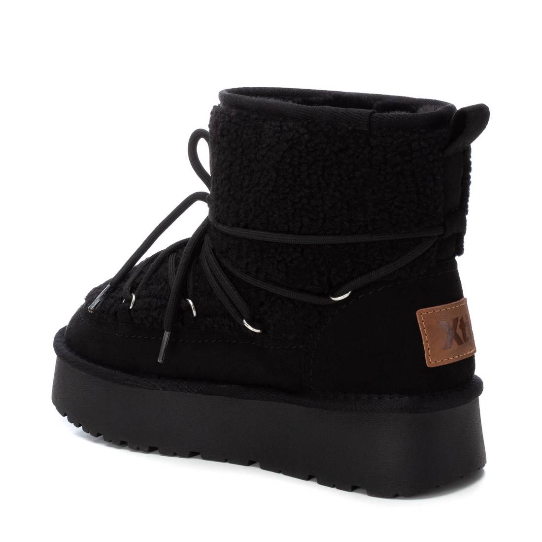 Gefütterter Bootie in Schwarz mit Teddyfell & Schnürung