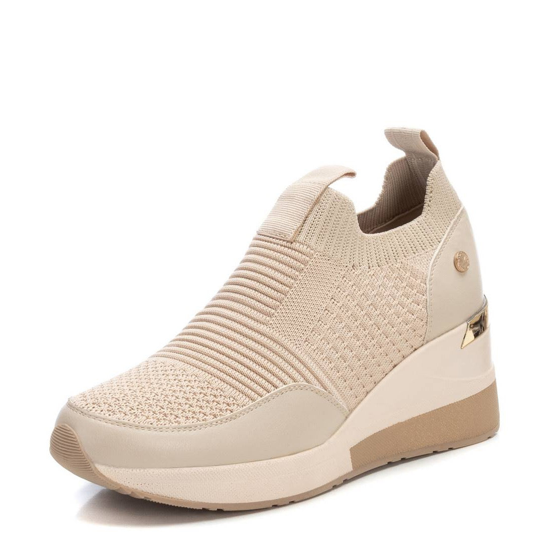 Beiger Slip-On Sneaker mit Keilsohle & goldfarbenem Fersendetail