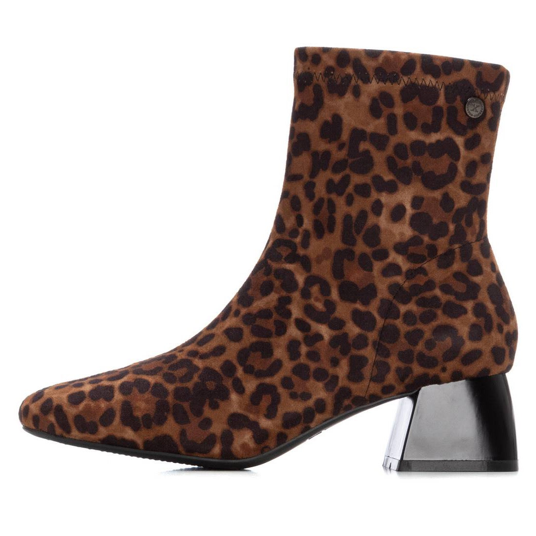 Stretch-Stiefelette mit Leo-Print und schwarzem Blockabsatz