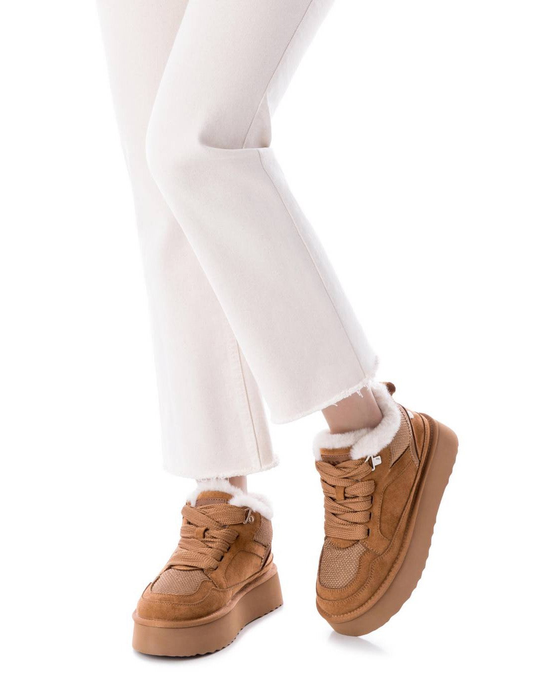 Winter-Bootie in Camel mit Strukturmix & kuscheligem Schaftrand