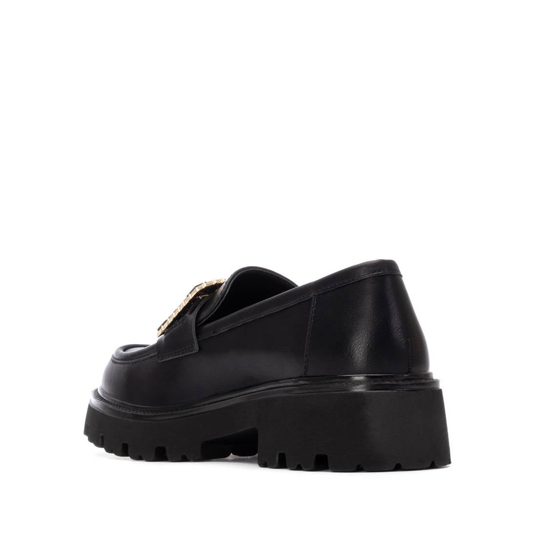 Eleganter Loafer in Schwarz mit goldfarbenem Schmuckdetail