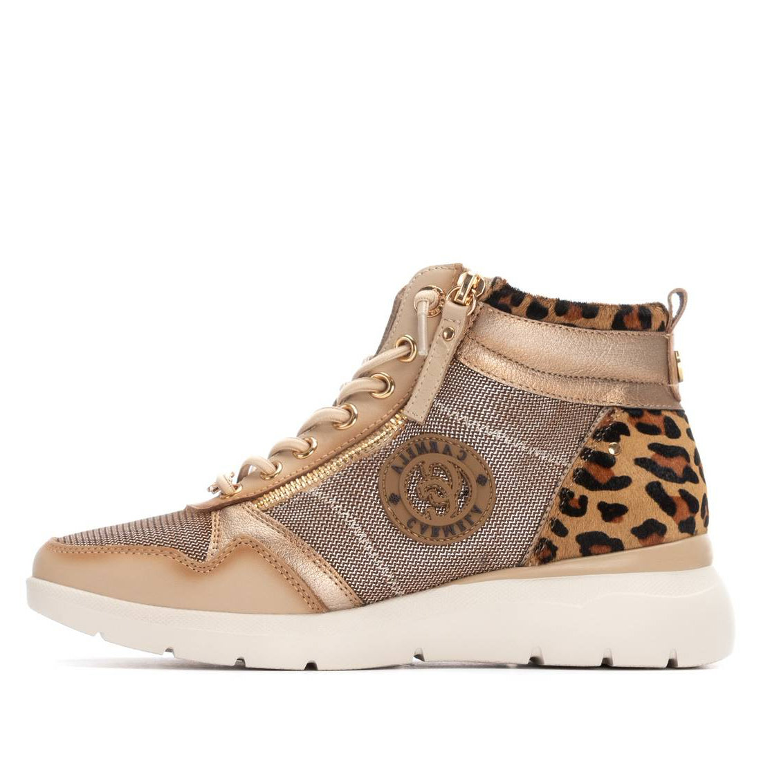 Modischer High-Top Sneaker in Beige mit Leo-Print und Metallic-Details