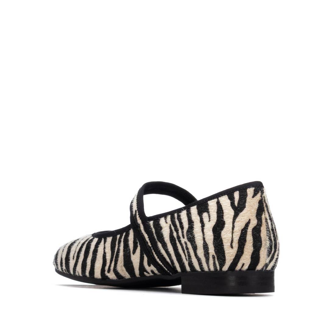 Mary Jane Ballerina in Zebra-Felloptik mit goldfarbener Schnalle