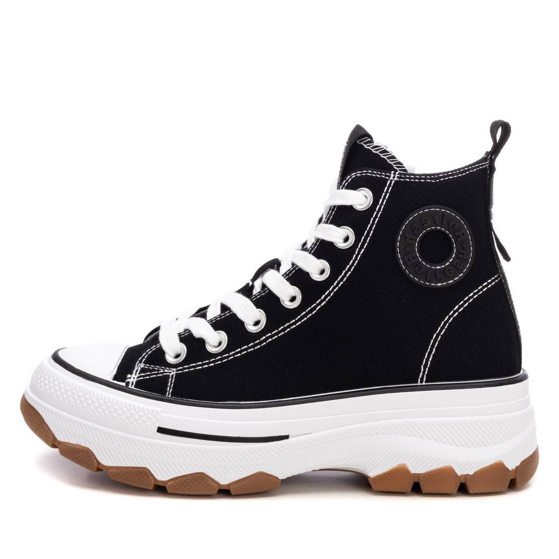 High-Top Sneaker mit Plateau-Sohle in Schwarz – stylisch, sportlich & modern